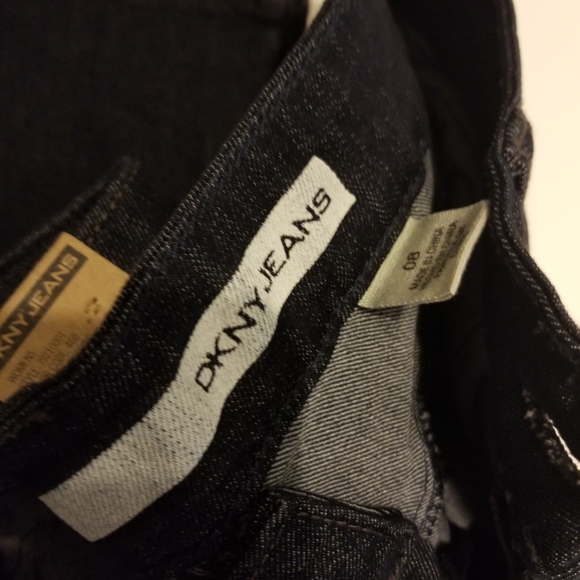 DKNY Jean's very slim fit stretch denim "jeggings" NWT - Picture 3 of 5